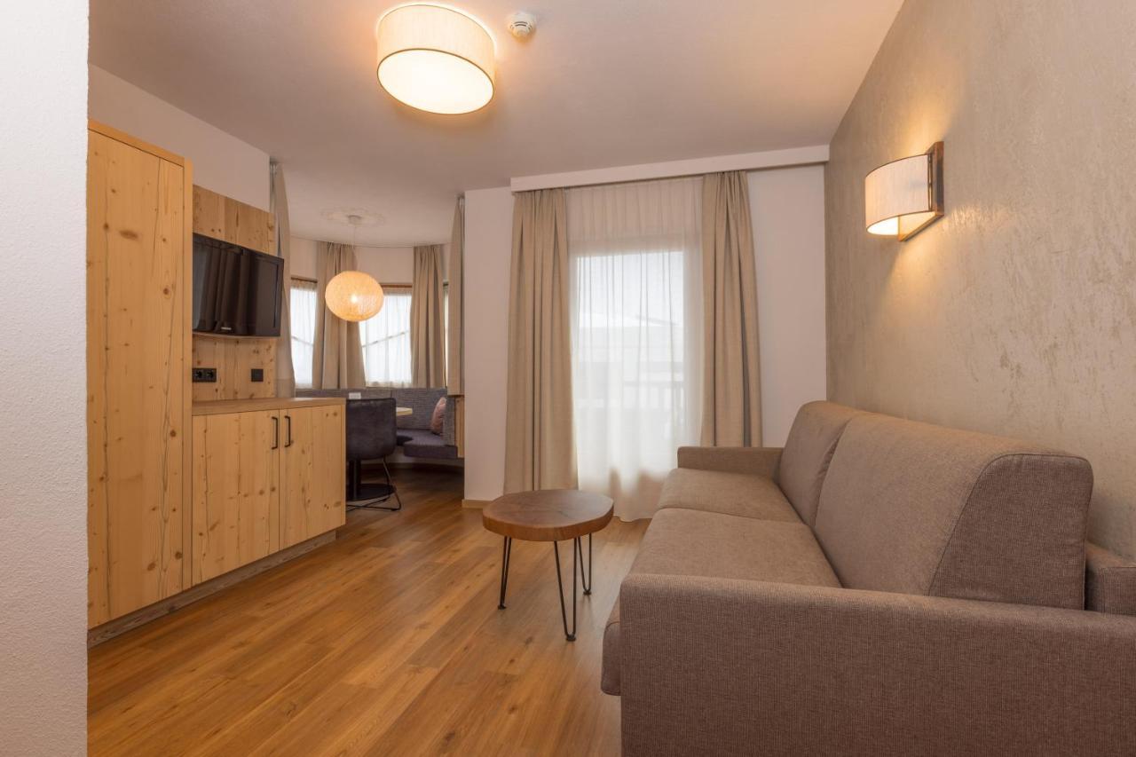 Hotel Berghof Mayrhofen Gmbh エクステリア 写真