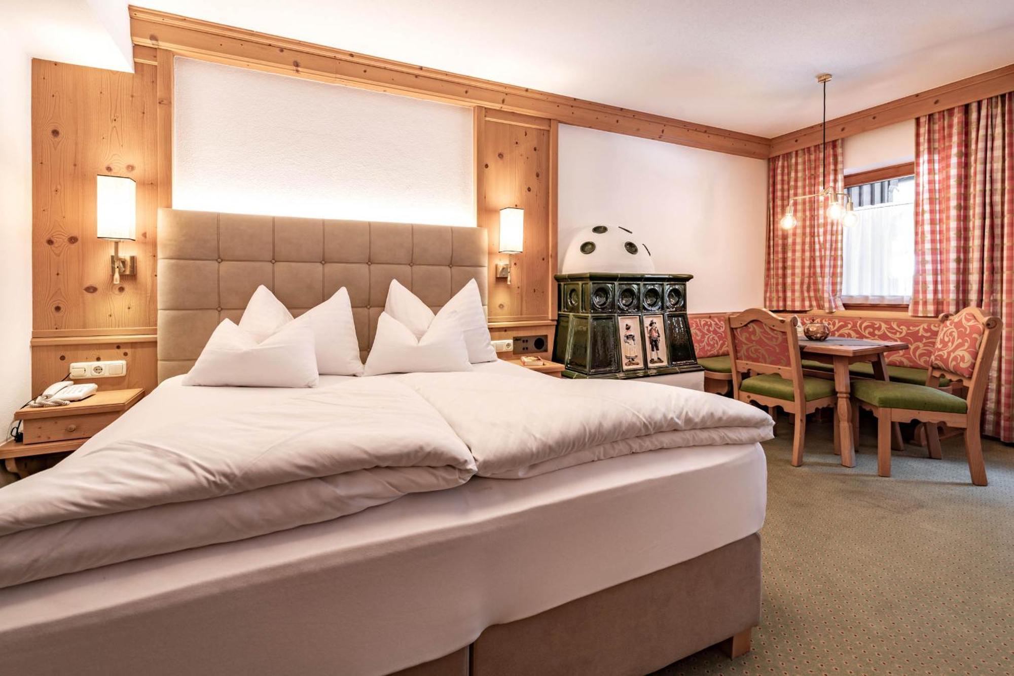 Hotel Berghof Mayrhofen Gmbh 部屋 写真