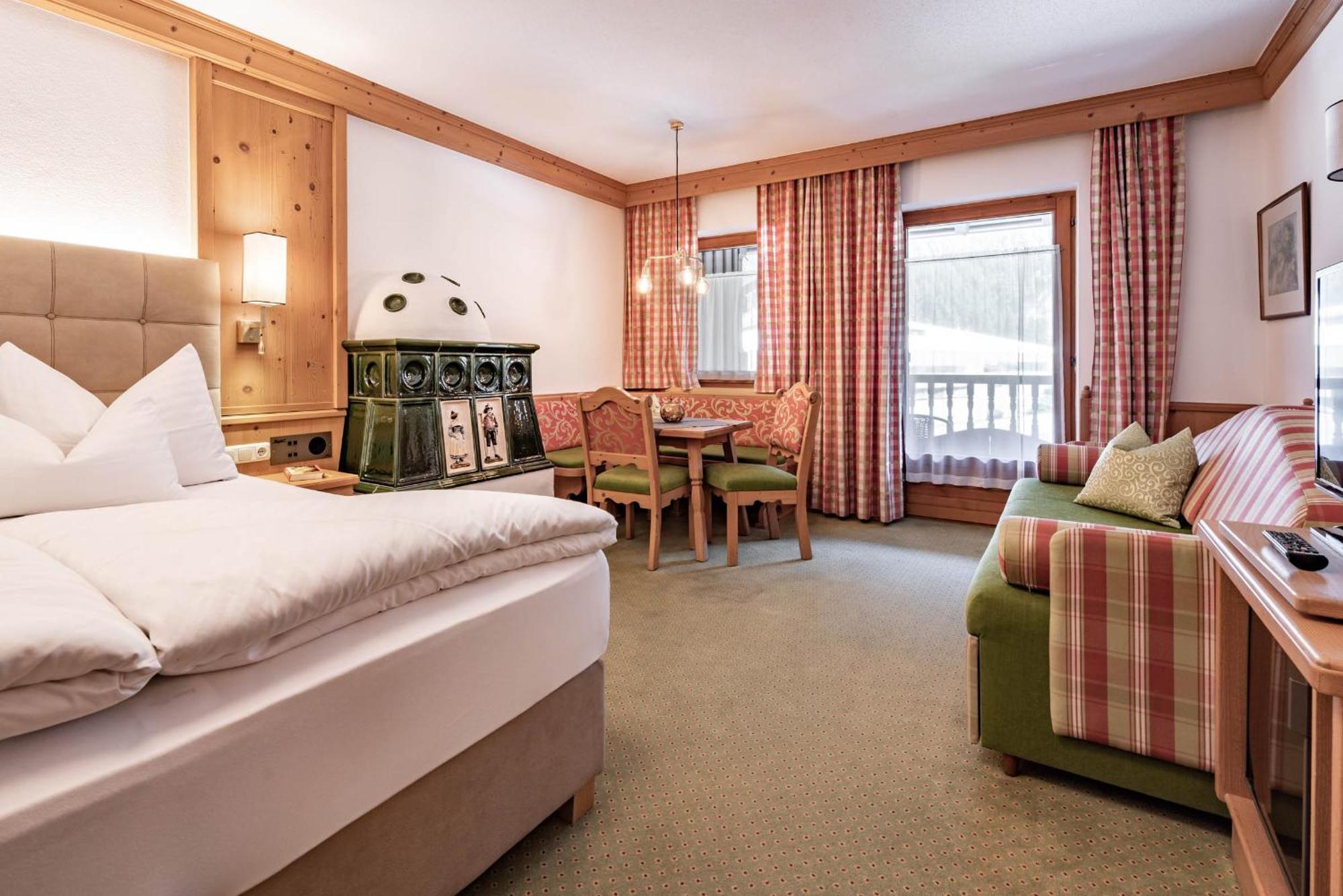 Hotel Berghof Mayrhofen Gmbh 部屋 写真
