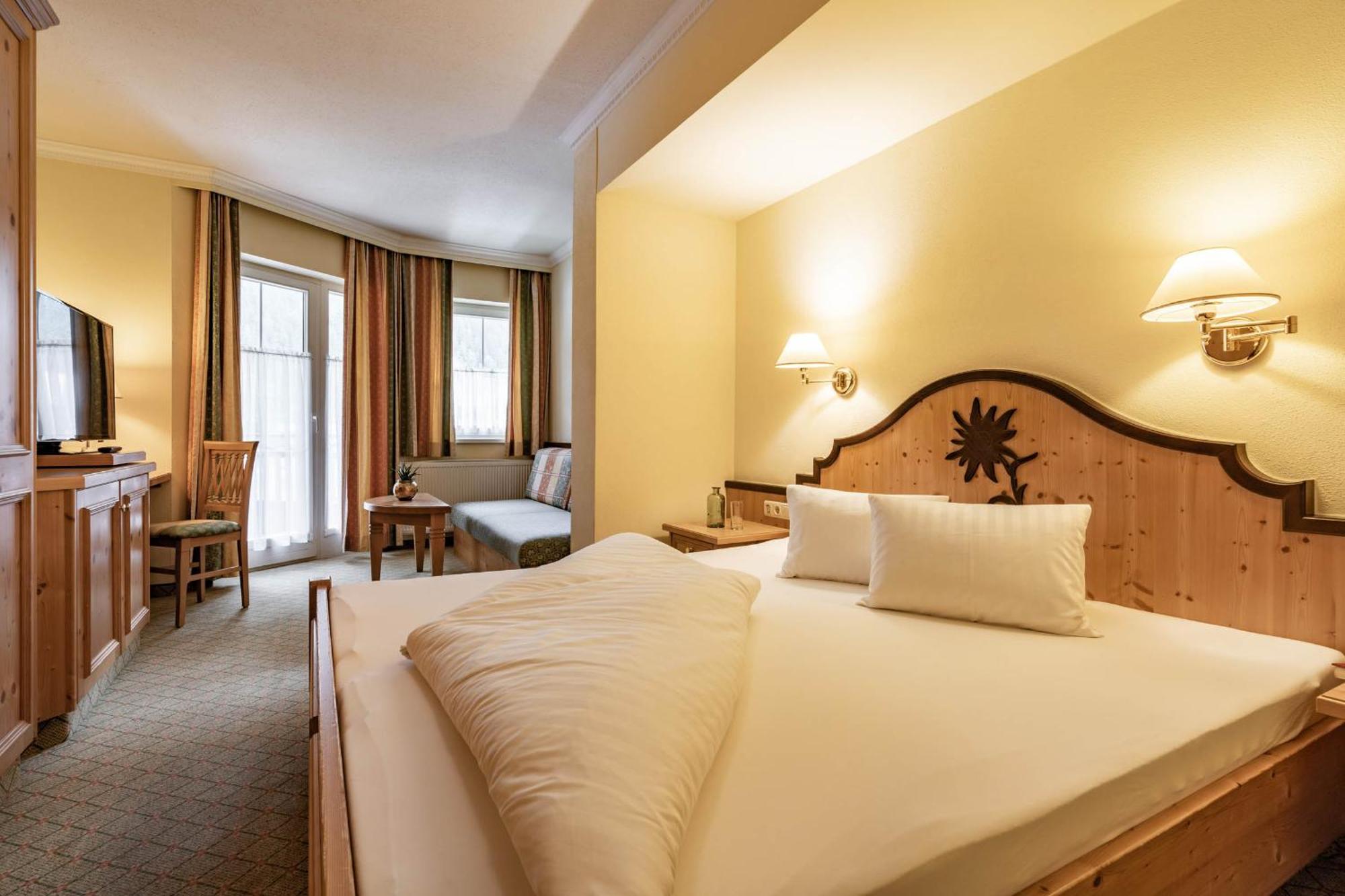 Hotel Berghof Mayrhofen Gmbh 部屋 写真